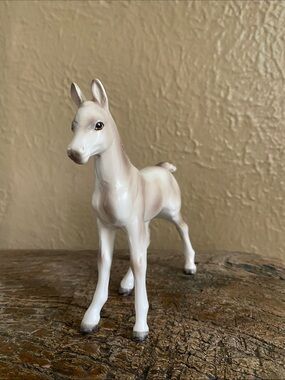 🐴Rare Vintage🐴Victoria Ceramics Baby Horse Foal Figurine